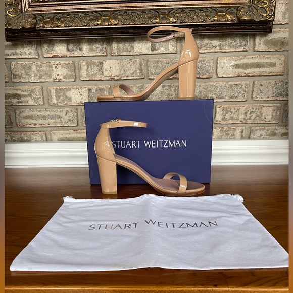 STUART WEITZMAN Aniline Nearly Nude Heeled Sandals. Size 9M - Picture 2 of 11